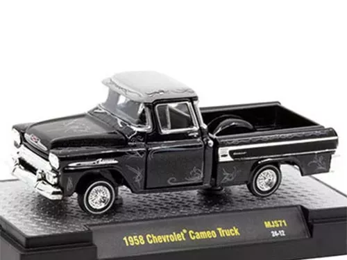 1/64 M2 Machines 1958 CHEVY APACHE Pick Up Truck