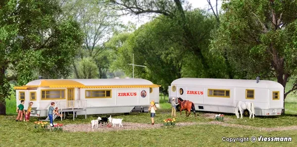 15704 – Fun Fair Trailer – 2pc (HO Scale)