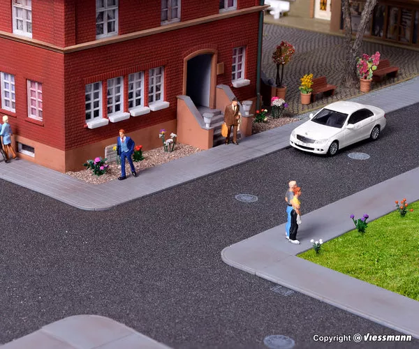 38629 - Pavement Kit (HO Scale)