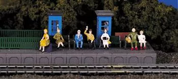 42342 HO Scale Bachmann Sitting Passengers
