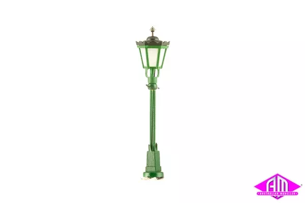5000 – Historic Street Light (HO Scale)