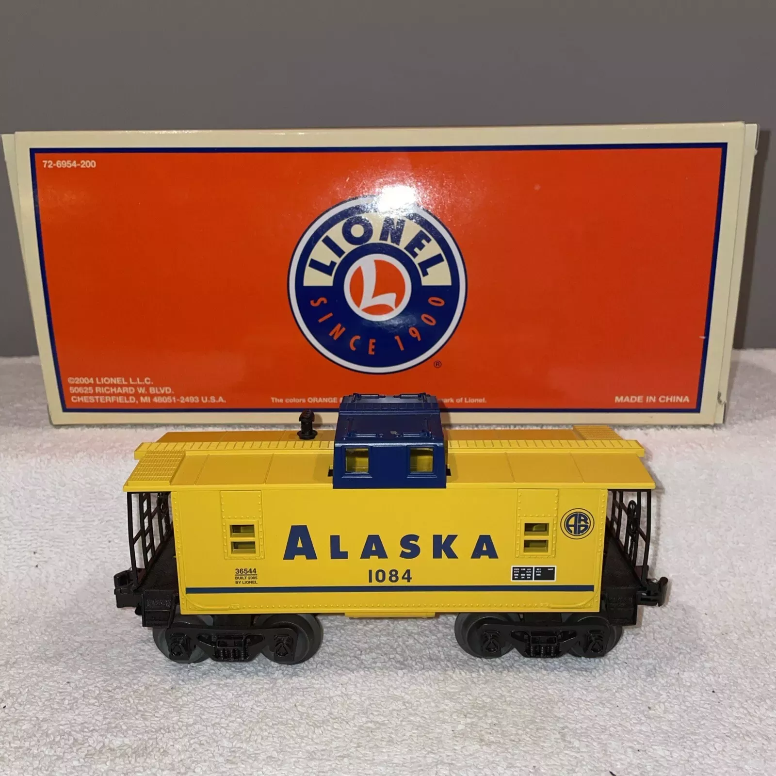 6-36544 LIONEL ALASKA CABOOSE, 05