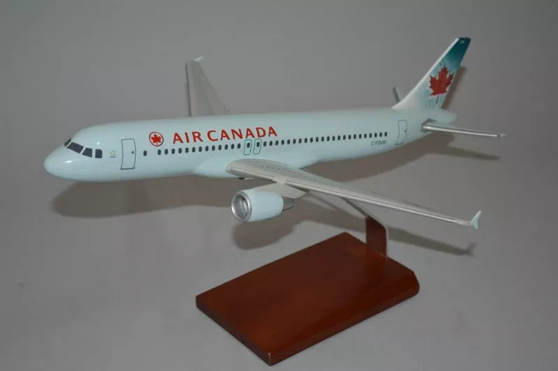 A320 / Air Canada Airplane Model