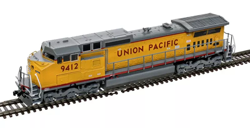 Atlas HO Dash 8-40CW DCC Sound Ready UP 9427