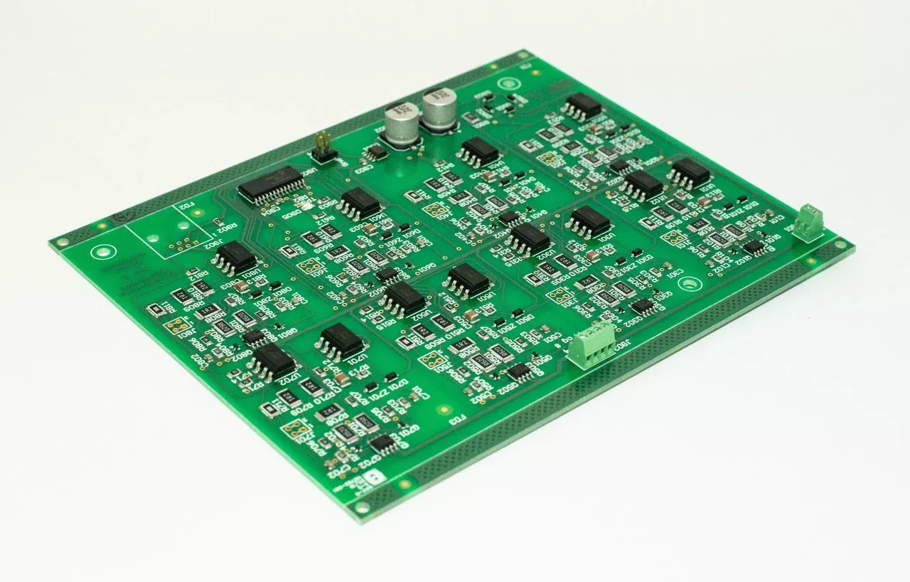 DCC SPECIALTIES 246-FROG-AR - Quad Output Frog Auto-Reverser (SCALE=ALL) 246-FROG-AR