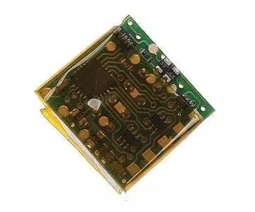 Digitrax HO DH165IP Plug N' Play Decoder w/SoundBug(TM) Socket -- Integrated Medium 8-Pin DCC Plug