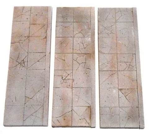 Dioramas Plus 21 1/35 Battle Damaged Sidewalks (2.25″x7″x.25″)