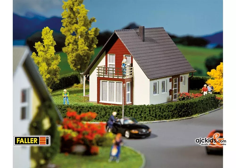 Faller 130318 - Detached house, wine-red