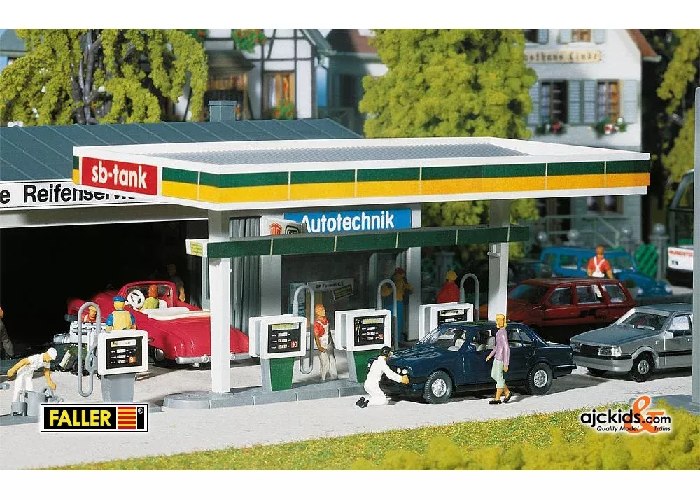 Faller 130346 - Covered petrol pumps
