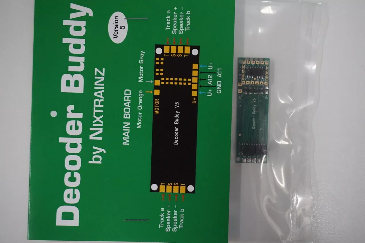 NixTrainz Decoder Buddy Version V5B - NTZ5 motherboard for 21 Pin decoders (Scale=HO) #NIX-DecoderBuddy