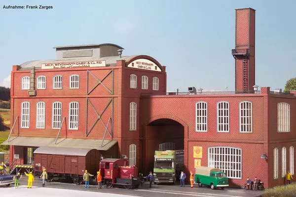 Piko 61144 HO Scale Weyermanss Malt Plant Kit