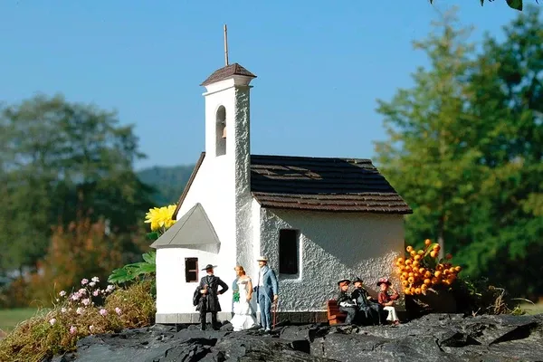 Piko 62059 G Scale Saint Ursula Chapel Kit
