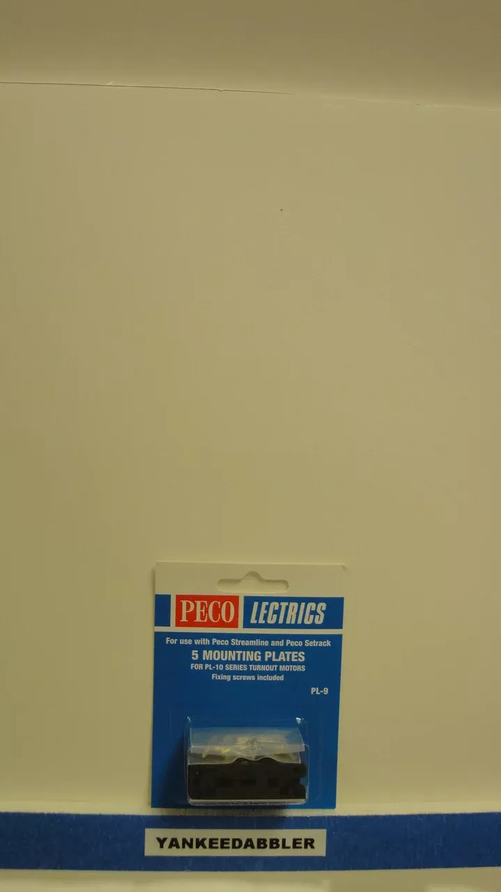 PL-9 Peco / PL-9 Mounting Plates and Screws for PL-10 Series Switch Machines5 Per Pack (SCALE=ALL ) Part # PCO-PL-9