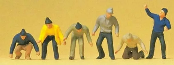 Preiser 14064 HO Scale Working People — Workers w/Knit Caps pkg(6)