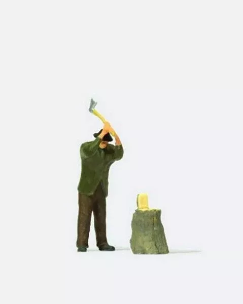 Preiser 28113 HO Scale Chopping Wood