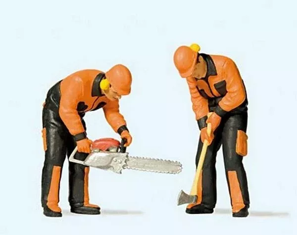 Preiser 44914 G Scale Modern Lumberjacks (2)