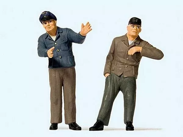 Preiser 44917 G Scale Railroad Engineer & Fireman in Cab — Set #1