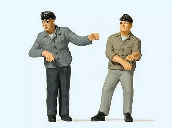 Preiser 44919 G Scale Railroad Engineer & Fireman in Cab — Set #3