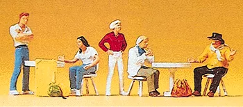 Street Cafe Figures