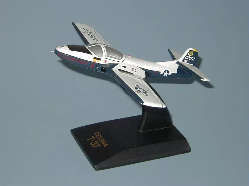 T-37 USAF Tweety Bird Airplane Model