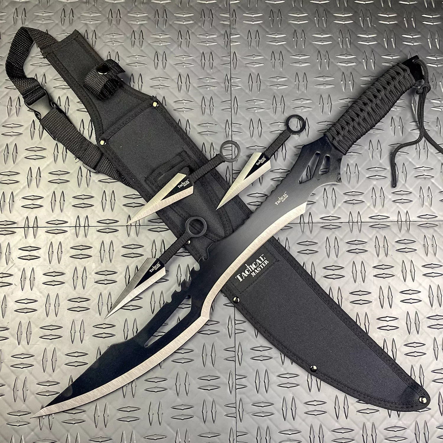 Tactical Master 26″ Black Machete & Throwing Knives