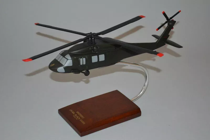 UH-60 Blackhawk Airplane Model