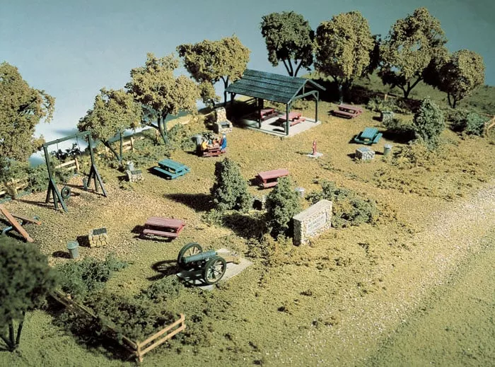 Woodland Scenics S132 HO Scale Complete Scenes, Memorial Park